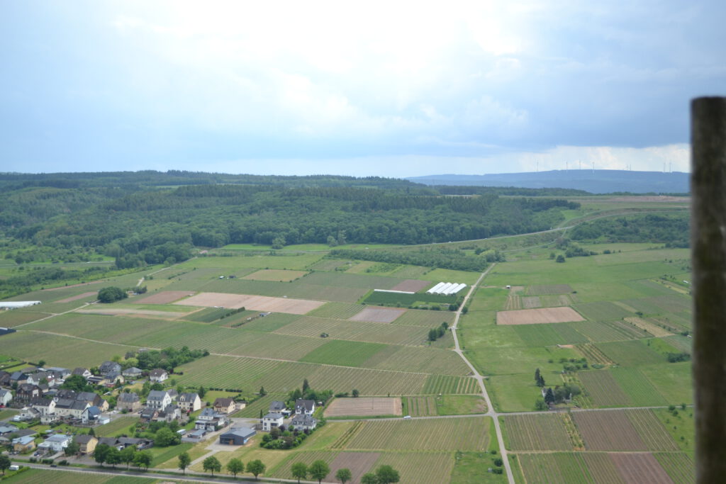 Landschaft Berge und Seen